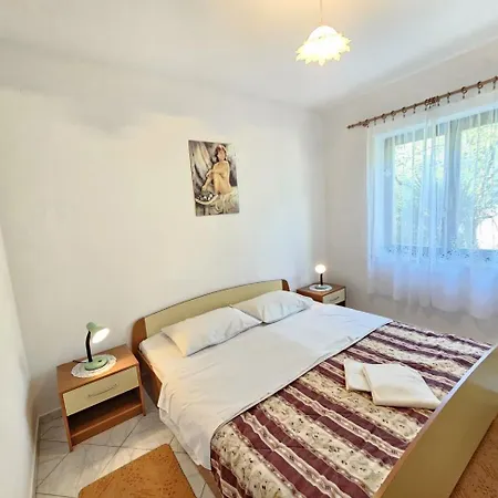 Apartment Marina 1 Nv - 4 Pax, Grill, Pool Novi Vinodolski