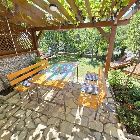 Marina 1 Nv - 4 Pax, Grill, Pool Apartment