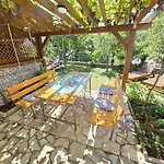 Marina 1 Nv - 4 Pax, Grill, Pool Apartment