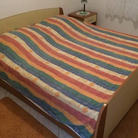 Apartment Marina 1 Nv - 4 Pax, Grill, Pool Novi Vinodolski