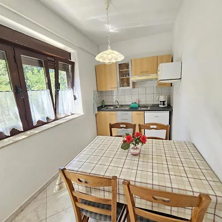 Marina 1 Nv - 4 Pax, Grill, Pool Lejlighed Novi Vinodolski