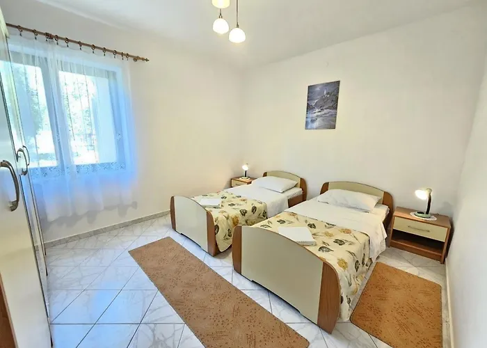 Marina 1 Nv - 4 Pax, Grill, Pool Apartmán *