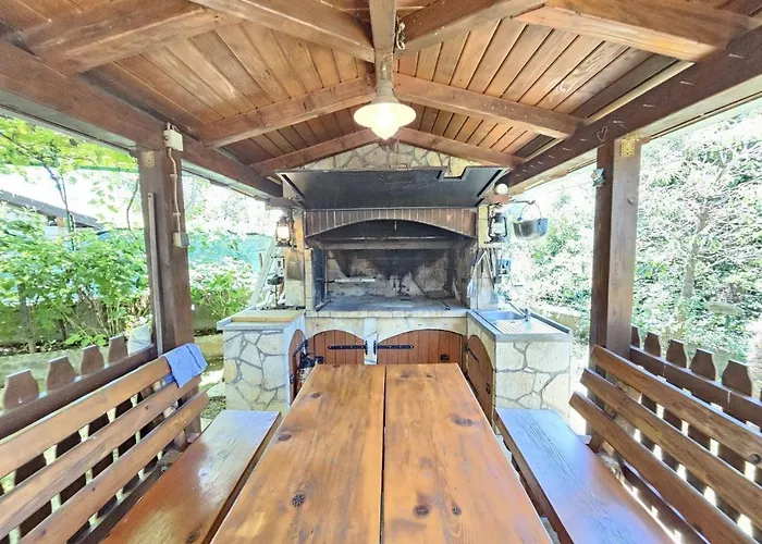 Marina 1 Nv - 4 Pax, Grill, Pool Apartmán *